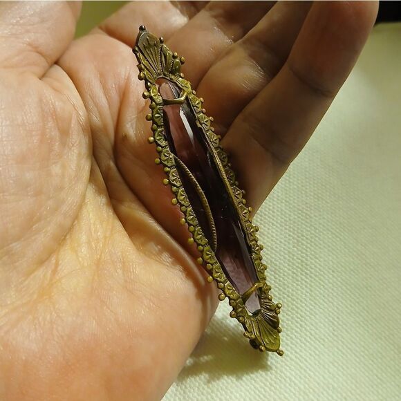 Antique Jewelry - Antique Victorian Brooch C Clasp Stunning Setting Unique Antique